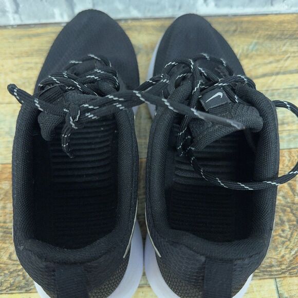 Nike Roshe Run One Black White Running Shoes 511882-094 Womens Size 7.5 - Picture 7 of 10